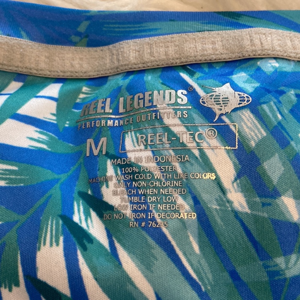 Reel Legends Man Shirt BNWOT size M length 28” pit to pit 40” perfect for summer - Picture 7 of 8